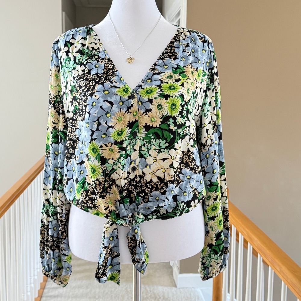 HM Floral Tie Front Blouse Womens Large Blue Green Daisy‎ Button Up V-Neck Crop